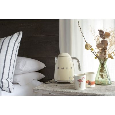 69. Smeg KLF03CREU czajnik elektryczny 1,7 l 2400 W Kremowy
