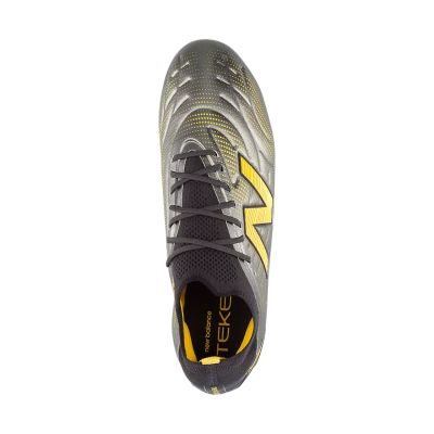3. Buty piłkarskie New Balance Tekela Elite Low Laced V5 SG NBUT1SL7DC