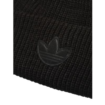 2. Czapka adidas Adicolor Contempo Short Beanie HM1721