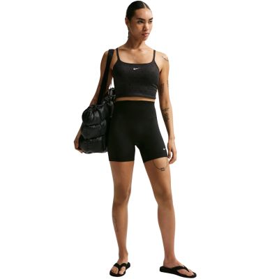 7. Spodenki damskie Nike One czarne IO0809 010