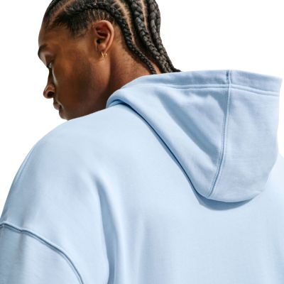 5. Bluza męska NIke Nike Sportswear Club Hoodie jasnoniebieska IF0745 407