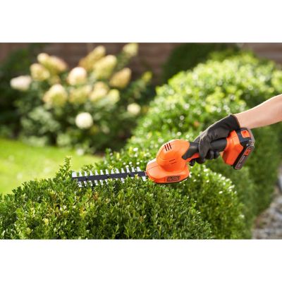 13. Nożyce do żywopłotu akumulatorowe 18V, 20cm BCSS18D1-QW BLACK+DECKER