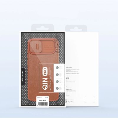 5. Nillkin Qin Leather Pro Case etui iPhone 14 Plus osłona na aparat kabura pokrowiec obudowa z klapką brązowy