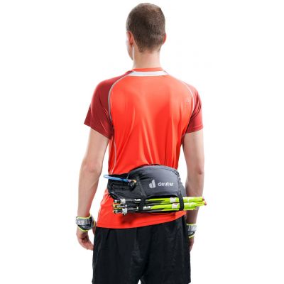 6. Deuter Shortrail III Lake - nerka do biegania