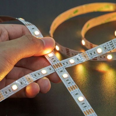 5. Taśma świetlna Vention RGB FPC LED z pilotem IR zasilanie USB 5V  2m