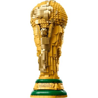 3. LEGO Editions 43020 - Oficjalny Puchar Świata FIFA
