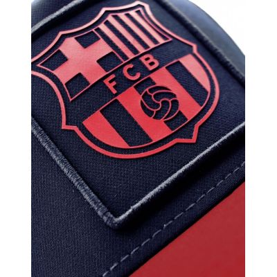 4. Czapka z daszkiem FC Barcelona trucker 5001GOP