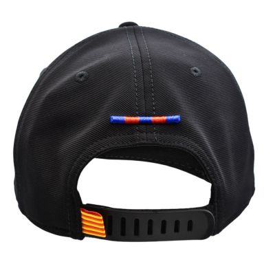 4. Czapka z daszkiem FC Barcelona bejsbolówka Cap Cross Black FCB 5001GEXNN