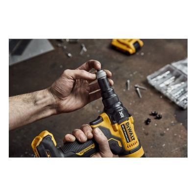 10. DeWALT DCF403NT-XJ narzędzie do nitów mechanicznych Czarny, Żółty 2.4,3.2,4,4.8 mm 10000 kN