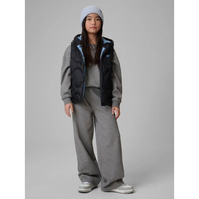 6. Dziewczęcy bezrękawnik z kapturem 4F 4FJRSS26TVJAF355-20S