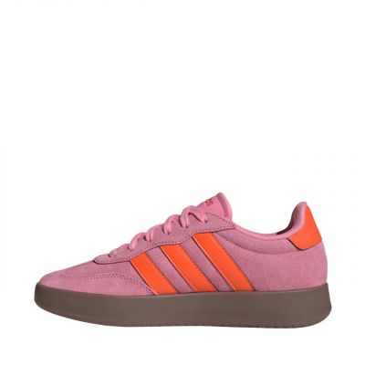 5. Buty adidas Barreda W JR1200