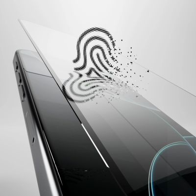 7. Szkło hybrydowe Puro Flexible Glass D3O z czarną ramką do iPhone 16 Pro
