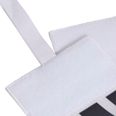 4. Opaska kapitana adidas Real Madryt biało-czarna KR7574