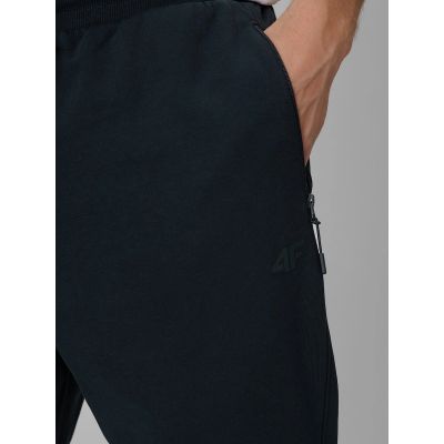 7. Spodnie dresowe joggery męskie 4F 4FRSS26TTROM1986-31S