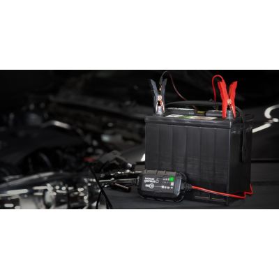 3. Noco GENIUS5EU 5A Battery Charger Prostownik