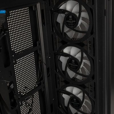 6. Kolink UNITY MESHBAY ARGB zabezpieczenia & uchwyty komputerów Midi Tower Czarny