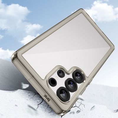 3. Etui silikonowe Outer Space Case z żelową ramką do Samsung Galaxy S25 Ultra - przezroczysto-czarne