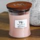 3. Świeca średnia VANILLA & SEA SALT WOODWICK