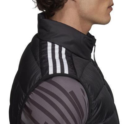 5. Kamizelka adidas Ess Down M GH4583