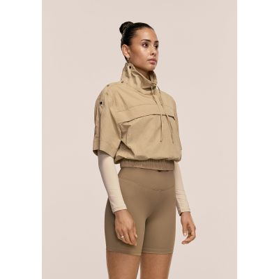 6. Kurtka damska CASALL Active Short Sleeve Track Jacket kolor piaskowy