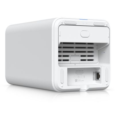 8. Ubiquiti UNAS 2 NAS Desktop Cortex-A Cortex-A57 4 GB Biały