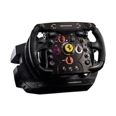 4. Kierownica Ferrari F1 AddOn Thrustmaster sprzedaż detaliczna