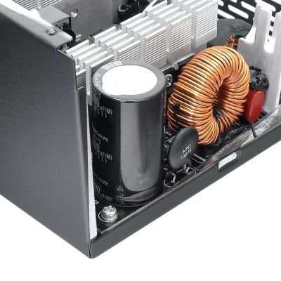 6. Zasilacz Thermaltake Smart BX1 PS-SPD-0650NNSABE-1 (650 W; Aktywne; 120 mm)