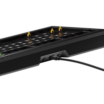 4. Glorious PC Gaming Race GMMK 3 PRO Barebones klawiatura Dom USB Nie Czarny