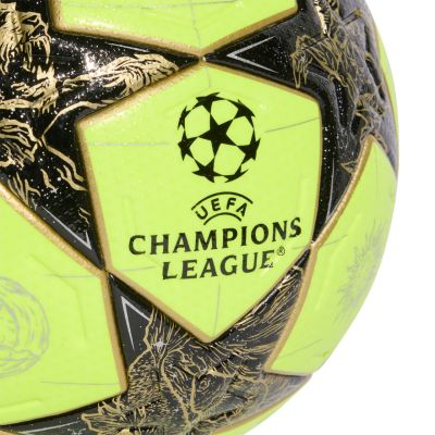 7. Piłka nożna adidas UCL Pro 25/26 Winter JP1545