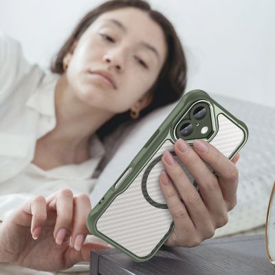 7. Etui silikonowe Leading Series MagSafe do iPhone 16 Plus - zielone