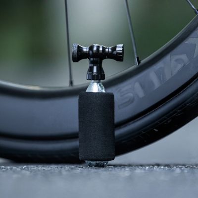 8. Pompka CO₂ Rockbros głowica zawór ze stopu aluminium bez naboju kompatybilna z Presta/Schrader - czarna