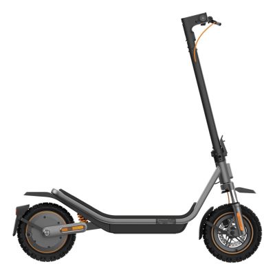 3. Xiaomi Electric Scooter 6 Pro GL Czarny 25 km/h 10 Ah