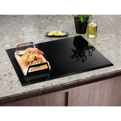 11. Płyta indukcyjna ELECTROLUX EIV734