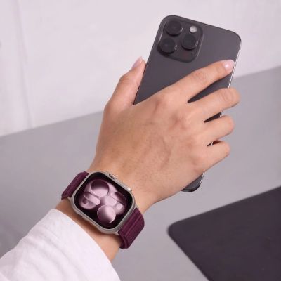 6. Pasek Tech-Protect NylonLoop na Apple Watch 44 / 45 / 46 / 49 mm - burgundowy