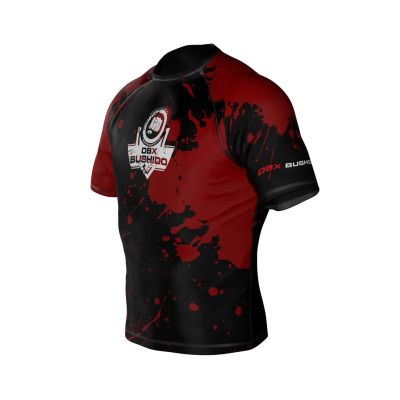 3. Koszulka kompresyjna "Blood" typu Rashguard powstała z materiału DBX MORE DRY M