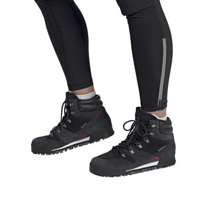 3. Buty adidas Terrex Snowpitch M FV7957