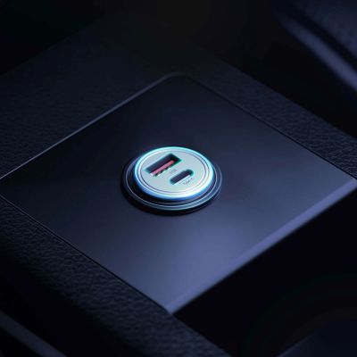 5. Ładowarka samochodowa 3mk Hyper Car Charger 45W USB-C USB-A - srebrna