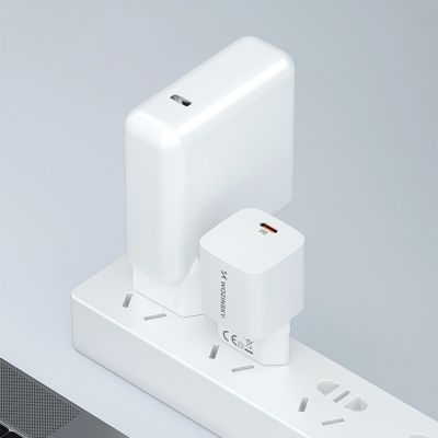 10. Ładowarka sieciowa Wozinsky CMWCS USB-C PD 20W - biała