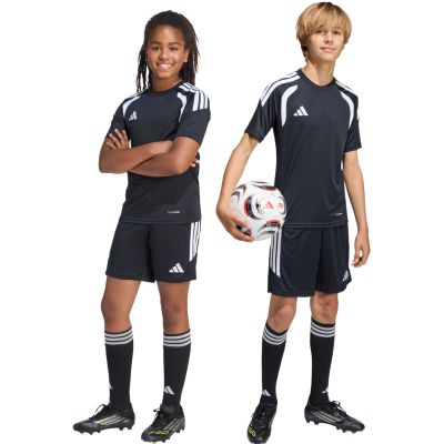 8. Spodenki dla dzieci adidas Tiro 26 League czarne KA8819
