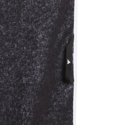 2. Ręcznik adidas Performance L biało-czarny KE7415