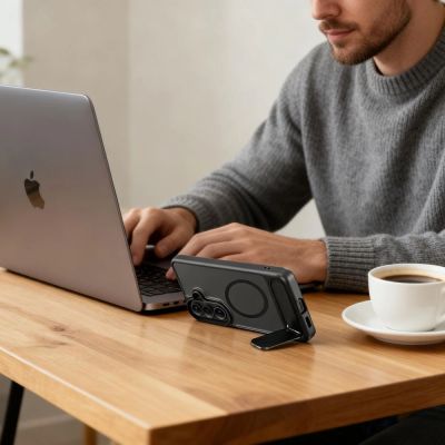 8. Etui Tech-Protect MagRack MagSafe na Samsung Galaxy S26+ - czarne matowe