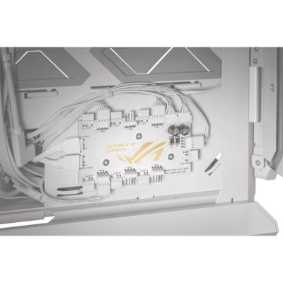 5. Obudowa Asus GR701 ROG HYPERION WHITE