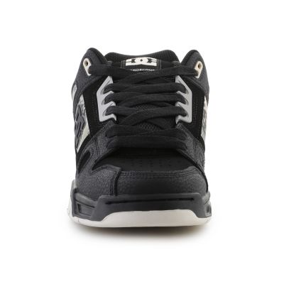2. Buty DC Stag M 320188-XKSC