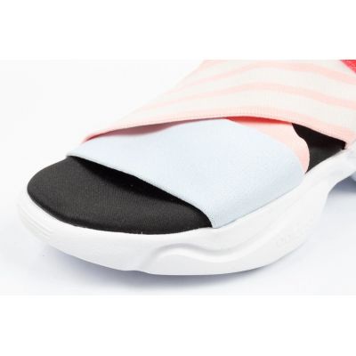 12. Sandały adidas Magmur Sandal W FV1214