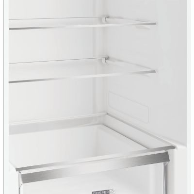 7. Lodówka wolnostojąca WHIRLPOOL WPC83IXP 186cm