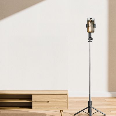 4. Selfie stick Essential Portable