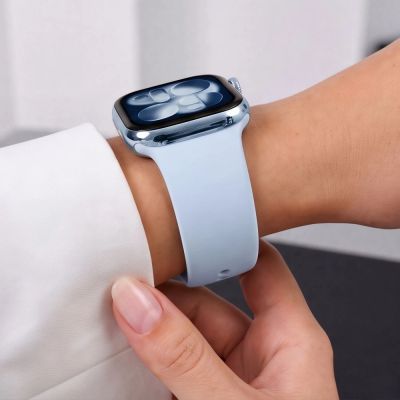 8. Pasek Tech-Protect Silicone na Apple Watch 40 / 41 / 42 mm - jasnoniebieski