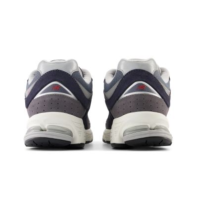 12. Buty New Balance sportowe M M2002RSF