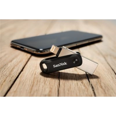 13. Pendrive SanDisk iXpand GO SDIX60N-128G-GN6NE (128GB; Lightning, USB 3.0; kolor srebrny)