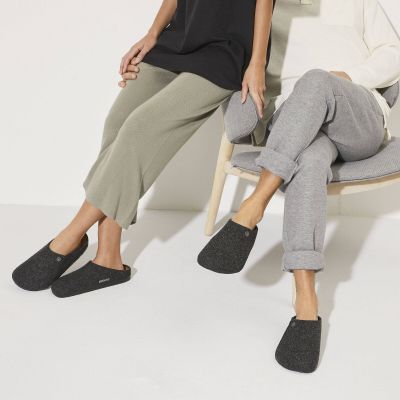 3. Kapcie męskie/damskie Birkenstock Zermatt Cozy Home Anthracite z wełnianego filcu regular szerokie (1014938)